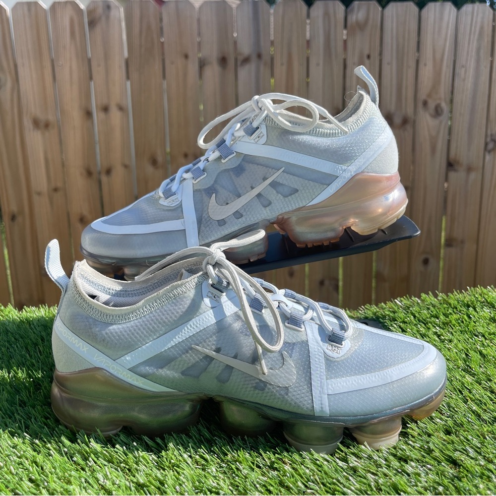 Nike Air Vapormax 2019 Pure Platinum Blue (GS) AJ2617-001 Size‎ 7Y/8.5 Women’s